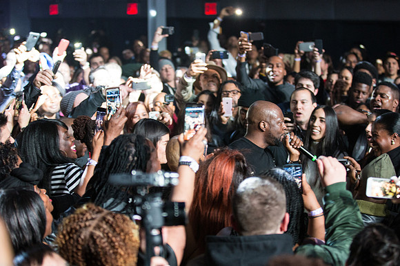 Wyclef Jean, Terminal 5, 2-4-17-3030.jpg